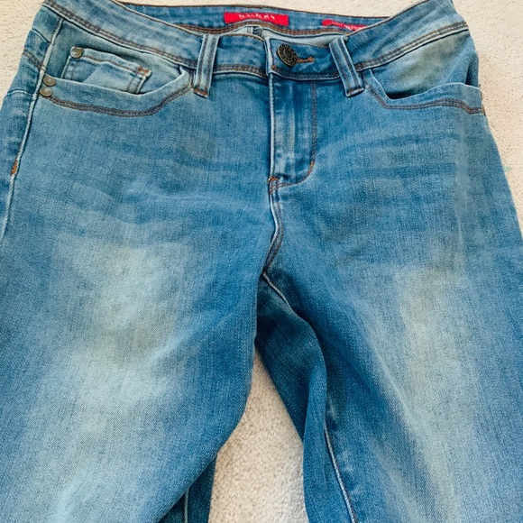 Jean - Picture 2 of 3